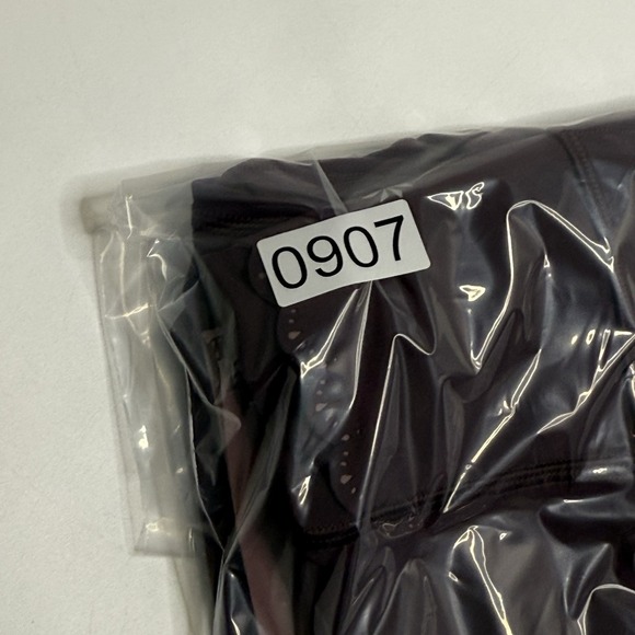 Athleta Purple Elation Scallop Capri‎ Leggings Size M Agate High Waist Yoga Cute - Picture 10 of 10